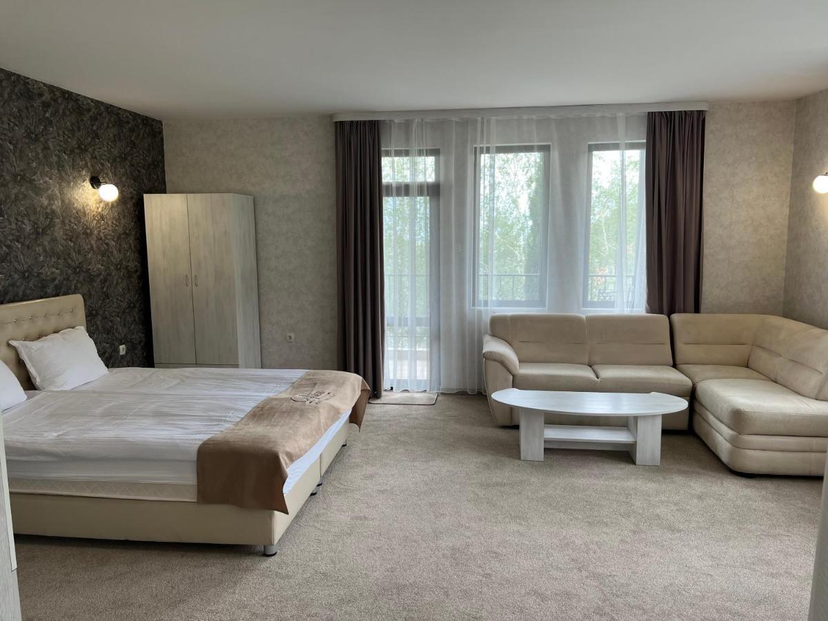 Chiflika Family Hotel Ασένοβγκραντ Εξωτερικό φωτογραφία