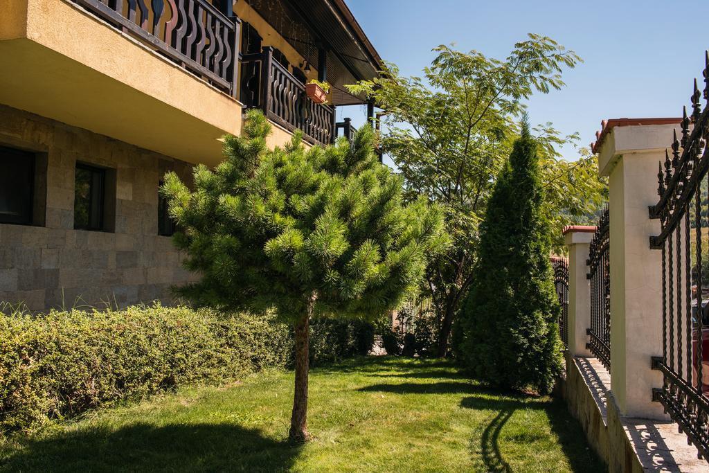 Chiflika Family Hotel Ασένοβγκραντ Εξωτερικό φωτογραφία